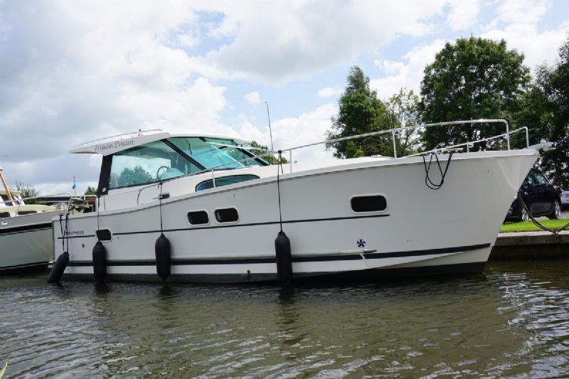Bezoek de website van: De Hoek Watersport - Motoryachten De Hoek Watersport - Motoryachten