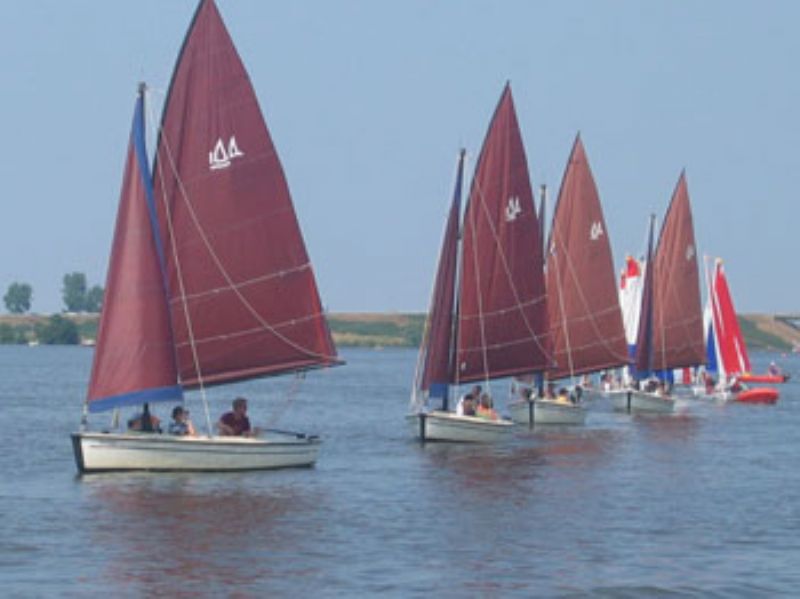 Offene-Segelboote mieten in Holland