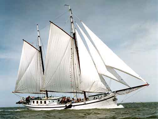 Traditionelles-Segelschiff