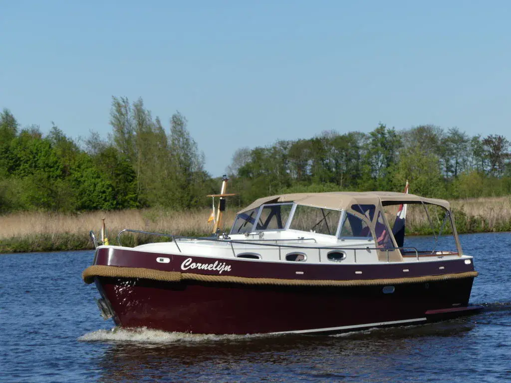 Yachtcharter Hospes-3