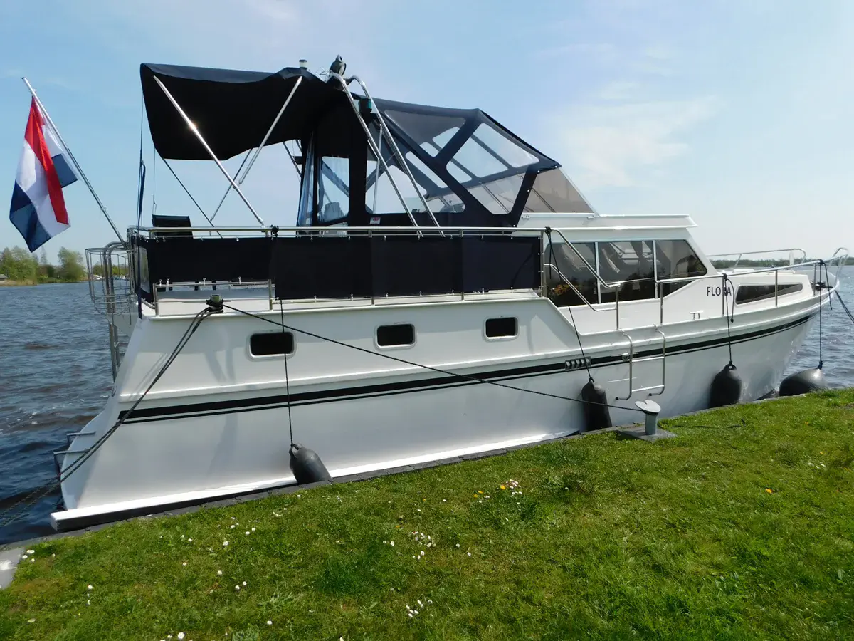 Yachtcharter Houwink-3