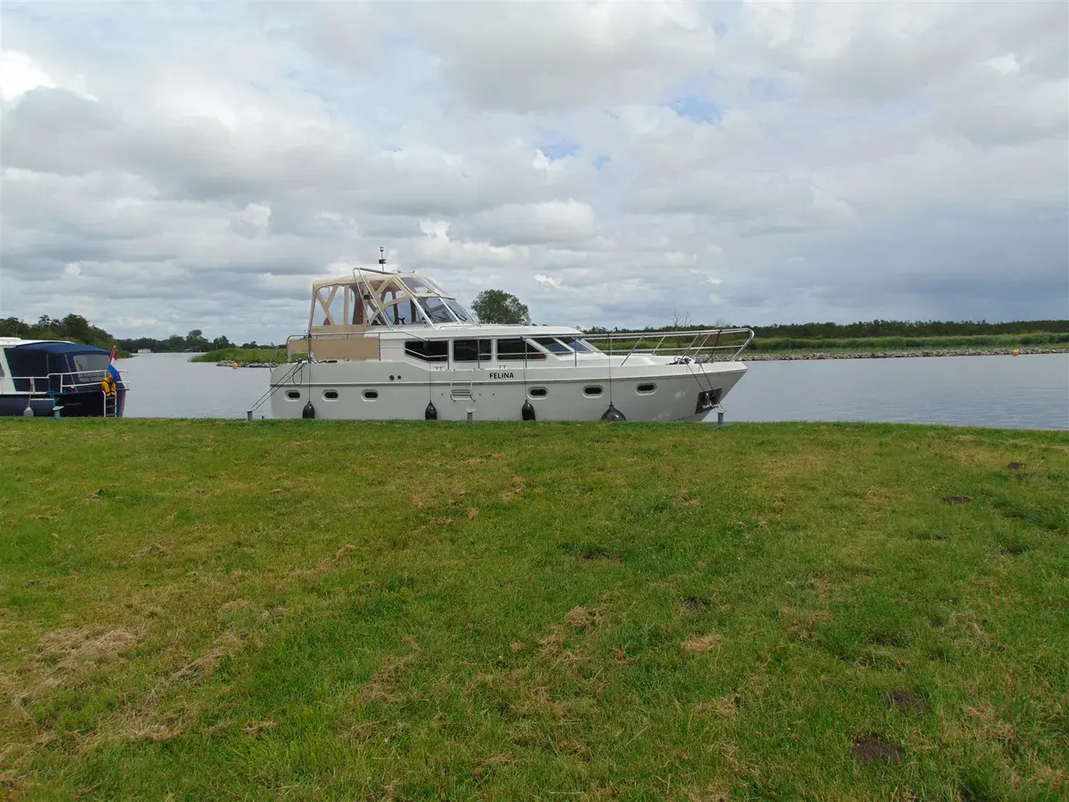 Yachtcharter Houwink-2