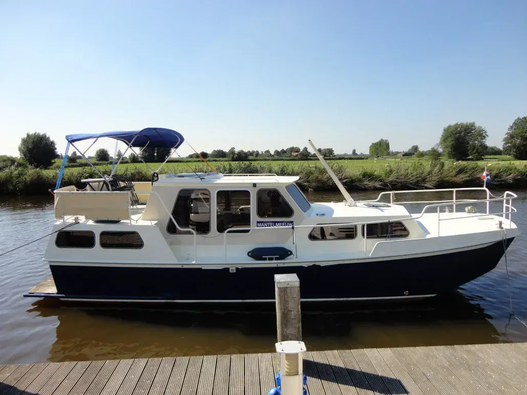 Delos Yachtcharter-3
