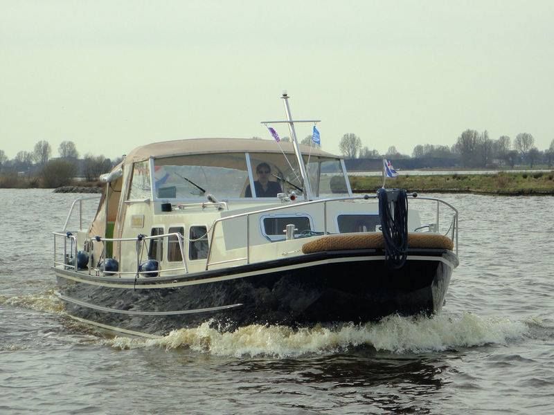 Holiday Boatin - Motoryachten