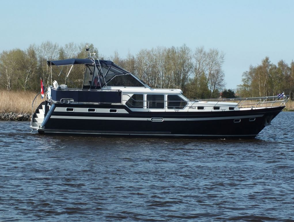 Yachtcharter de Waterpoort