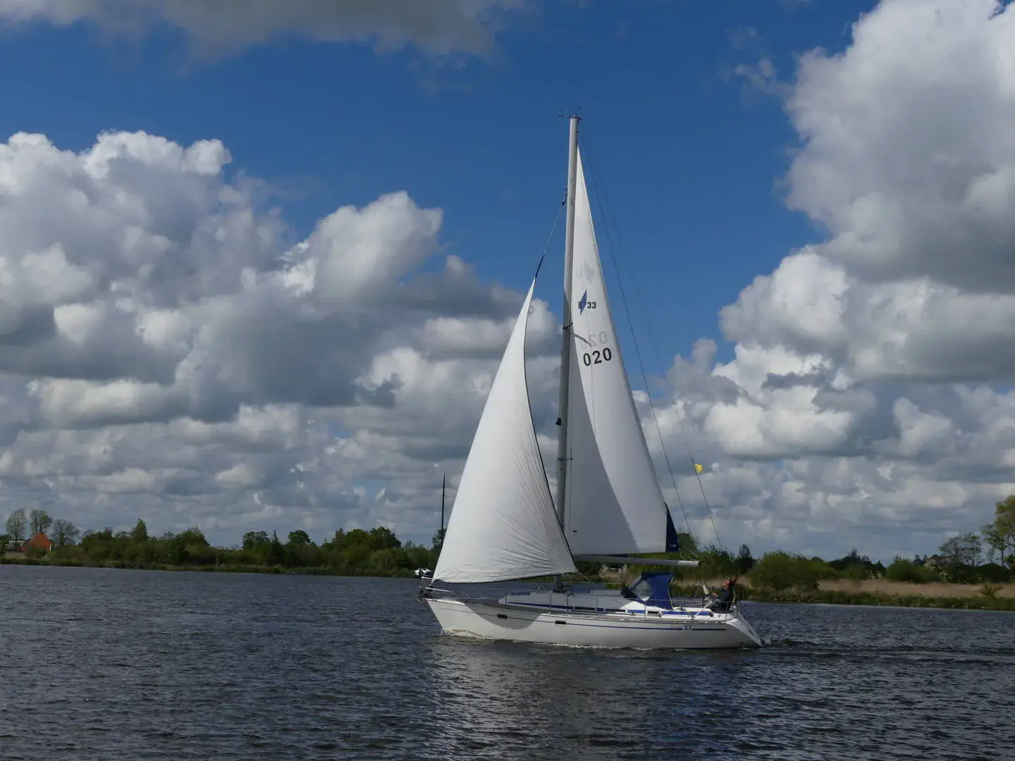 Yachtcharter Hospes-4