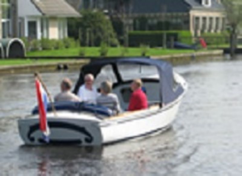 Watersportbedrijf De Broek - Elektroboot mieten