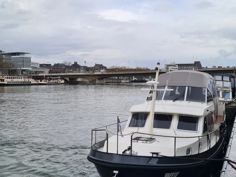Yachtcharter BLY-1
