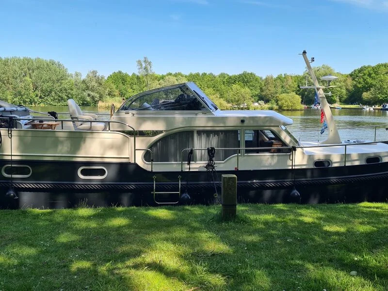 Yachtcharter BLY-2