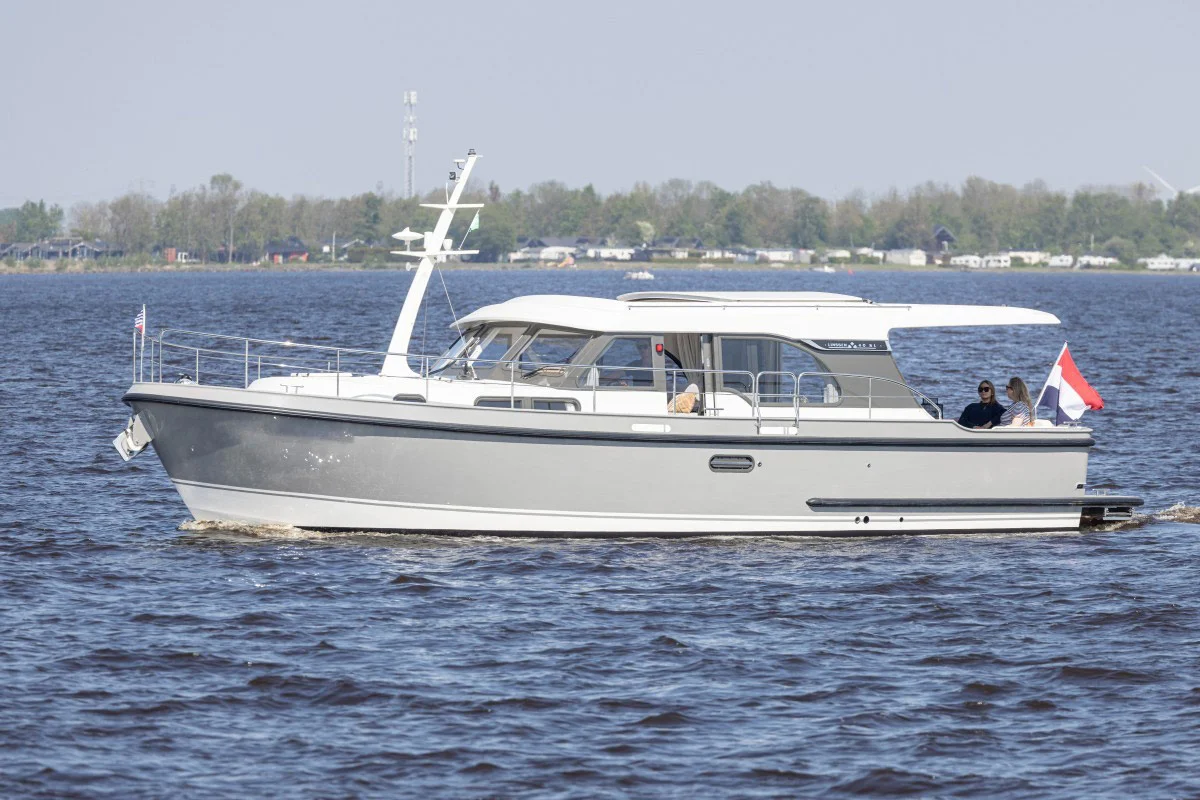 Yachtcharter BLY-2