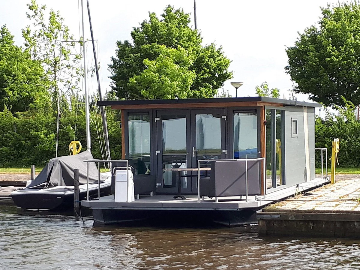 Hoora Watersport - Houseboat-1