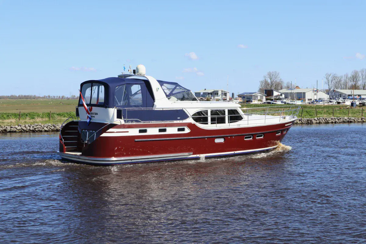Yachtcharter Wetterwille-1