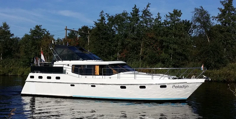 Watermerk Yachtcharter-1