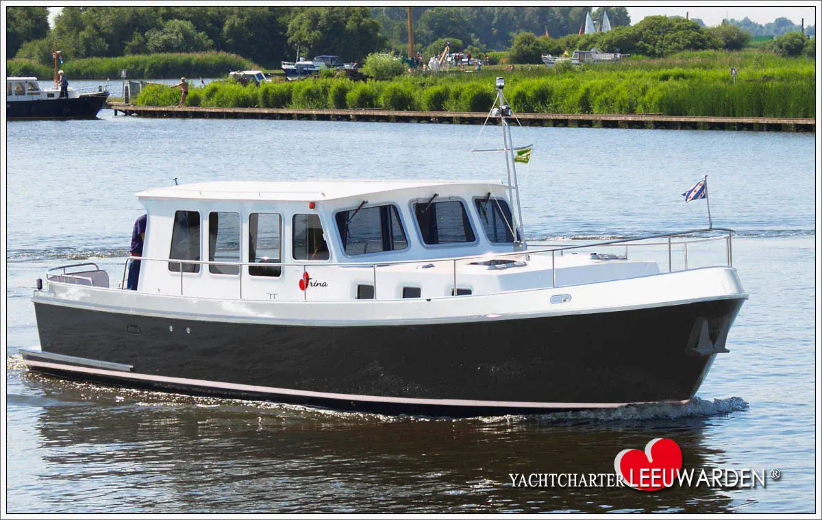 Yachtcharter Leeuwarden-0